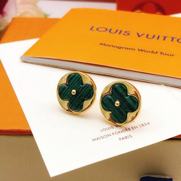 Louis Vuitton earrings💯‼ - Picture 4 of 5